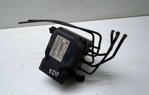 Volkswagen PASSAT B7 ABS Pump 3AA614109AF 17618969A 17654069