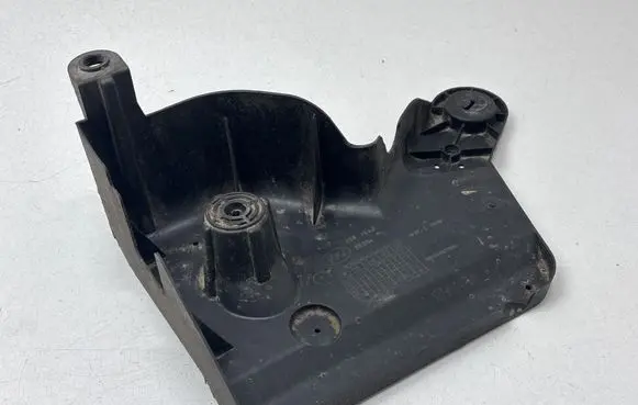 Peugeot Traveller Fuel tank bottom protection 9816482080