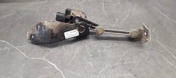 Audi A8 S8 D3 4E Rear height level sensor lever 4e0616571d