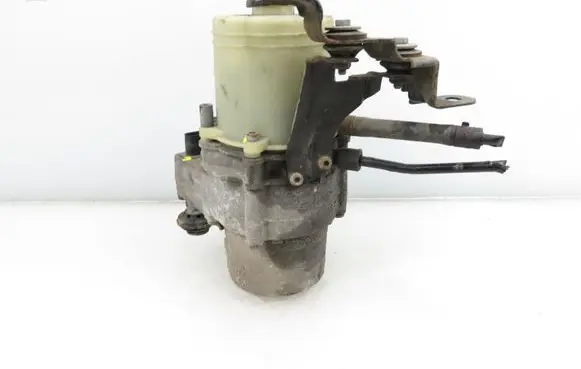 Skoda Fabia Mk1 (6Y) Power steering pump 6Q0423155AH