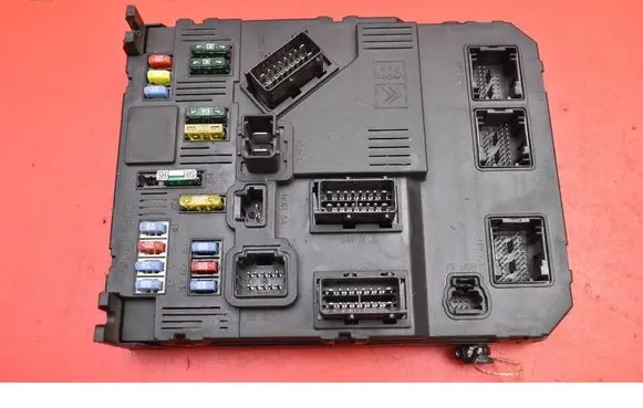 Peugeot 407 Fuse box set 9655708380