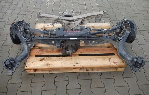 BMW X1 F48 F49 Rear axle beam with reductor 