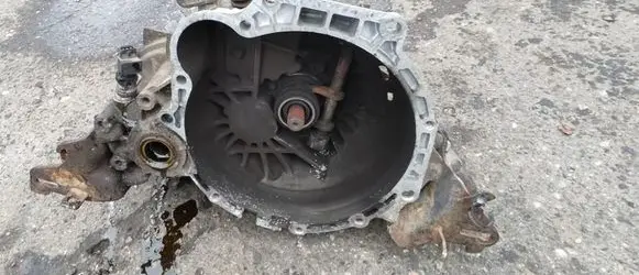 KIA Cerato Manual 5 speed gearbox
