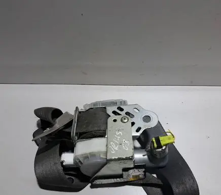 Toyota Prius (XW20) Front seatbelt 7L8220P 061307