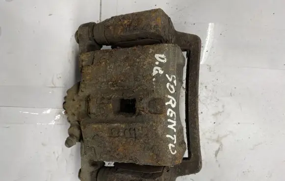 KIA Sorento Rear brake caliper