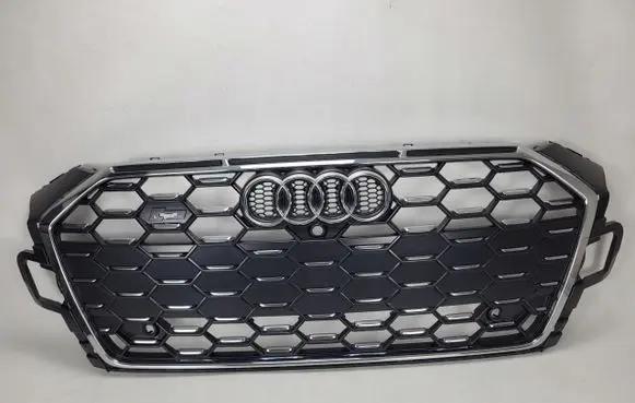 Audi A5 Front bumper upper radiator grill 8W6