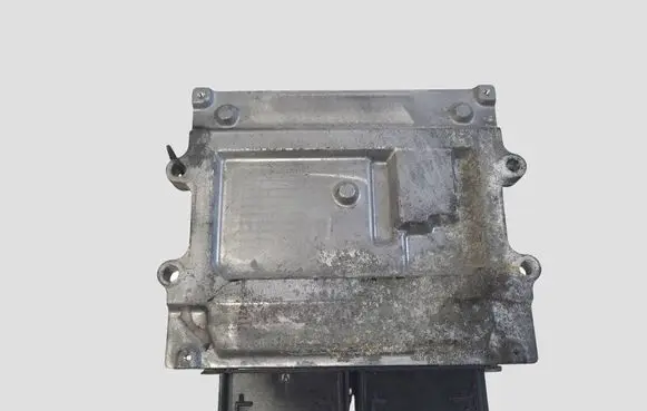 Volvo V40 Engine control unit/module 31452623 MB2797009612
