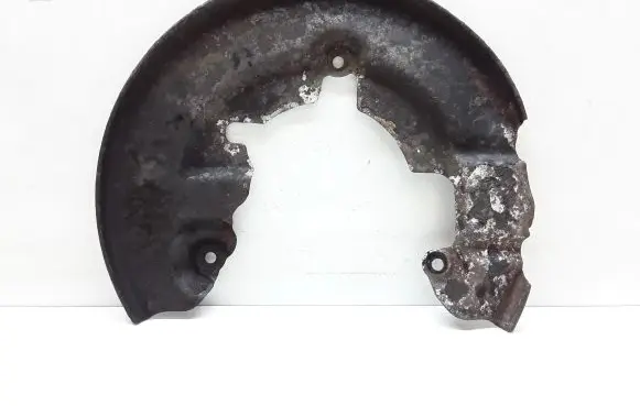 Volvo V40 Front brake disc dust cover plate 