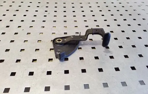 Audi 80 90 S2 B4 Engine bonnet (hood) release handle