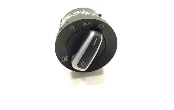 Volkswagen PASSAT B7 Light switch 3C8941431B