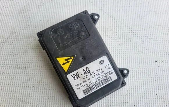Skoda Superb B8 (3V) Headlight ballast module Xenon 8U0941329 146960002