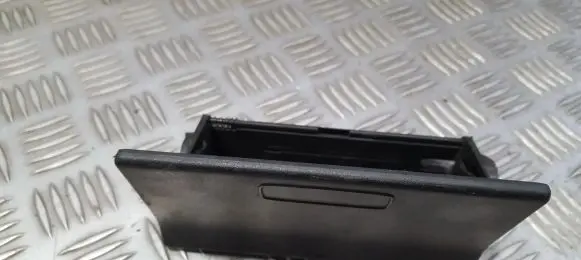 Car ashtray