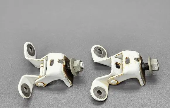 Honda Jazz Tailgate/trunk/boot hinge