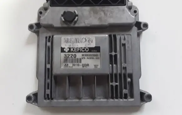 Hyundai i20 (PB PBT) Engine control unit/module 3911003345