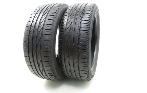 Volkswagen Golf V R16 summer tire 
