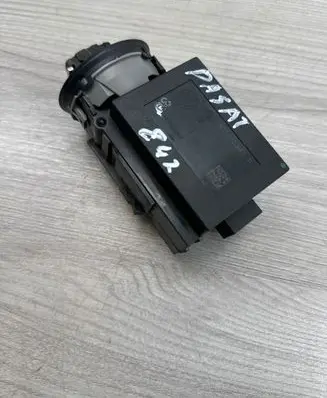 Volkswagen PASSAT B6 Ignition lock 3C0905843R