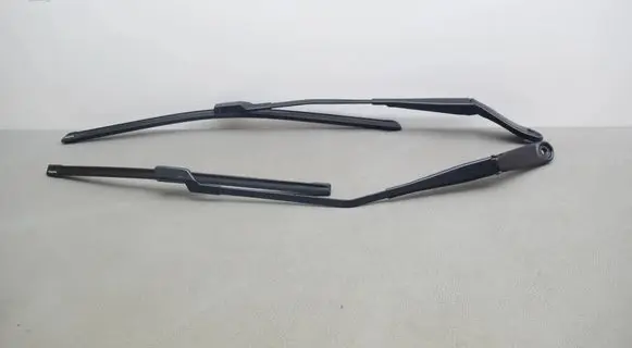 Volvo V60 Windshield/front glass wiper blade 30753504 30753505