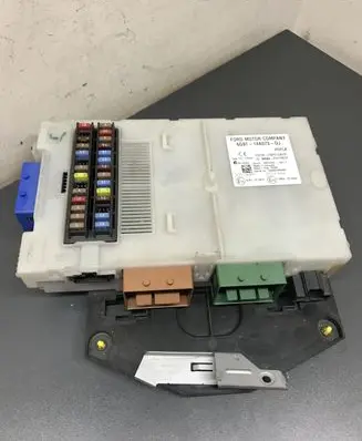 Ford S-MAX Fuse module