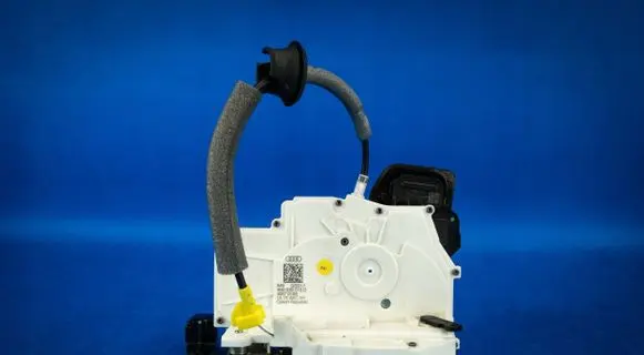 Audi A8 S8 D5 Rear door lock 4N0839015D 40570186