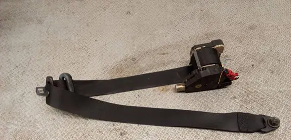 Smart ForTwo I Front seatbelt