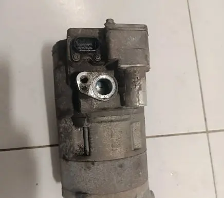 BMW X5 F15 Air conditioning (A/C) compressor (pump) 64529347661 VPDKAH 19J499
