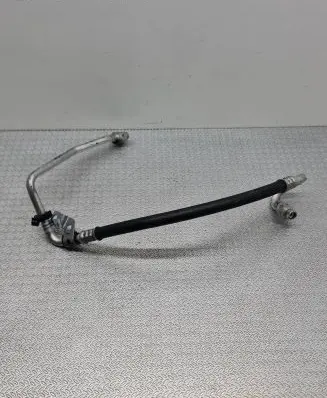 Renault Captur II Air conditioning (A/C) pipe/hose 924905848R