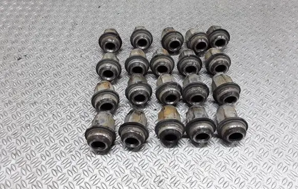 Honda FR-V Nuts/bolts 