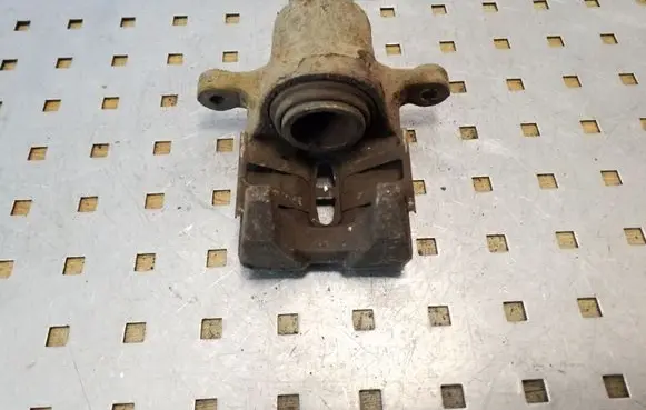 Honda FR-V Rear brake caliper