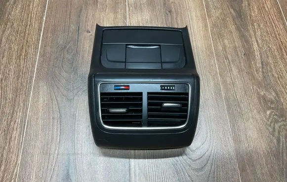 Audi A4 S4 B8 8K Rear air vent grill 8K0864376 0000249521