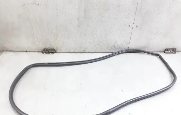 Front door rubber seal