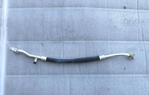Mazda MX-5 ND Air conditioning (A/C) pipe/hose ND5R-61462