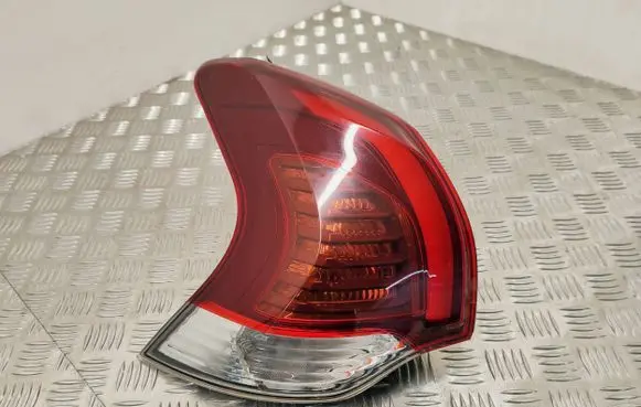 Peugeot 3008 I Rear/tail lights 9805510580 81290101