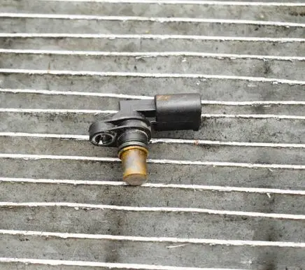 Audi Q7 4L Crankshaft position sensor 06E905163EF