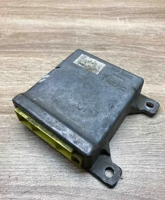 Mazda 626 Airbag control unit/module GG3E57K30 1J01A