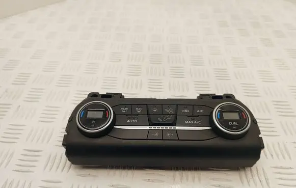 Ford Focus Climate control unit JX7T18C612AC