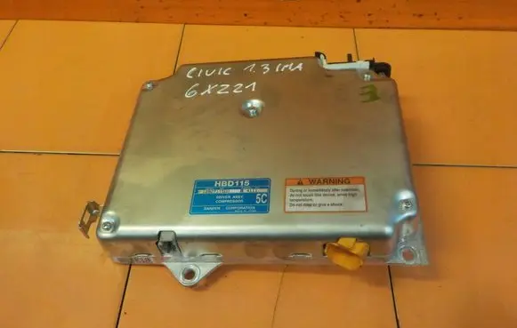 Honda Civic Battery charger (optional) HBD115
