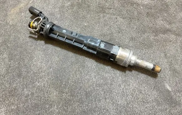 Mercedes-Benz A W177 Fuel injectors set 166001525R A282070000