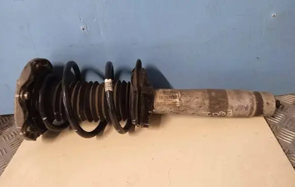 BMW M4 F82 F83 Front shock absorber with coil spring 8008627