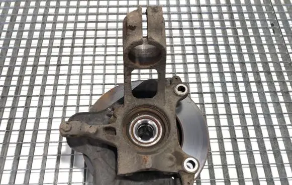 Peugeot Boxer Front wheel hub spindle knuckle 