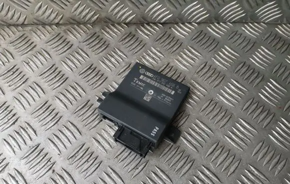 Audi A6 S6 C6 4F Gateway control module 4F0907468B 4F0910468A