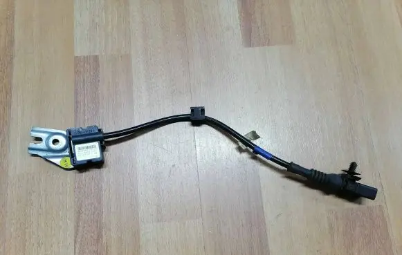 Volkswagen Touareg I ESP acceleration yaw rate sensor 7L0907673C 15179200492 H02S0000