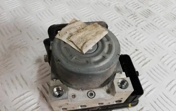 Dacia Sandero ABS Pump 476604105R 2CAS1001 10022023804