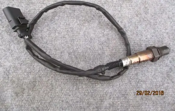 Volkswagen Golf VII Lambda probe sensor AUDI06E906262D