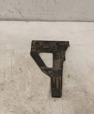 Audi A6 S6 C6 4F Front bumper mounting bracket 4F0807228