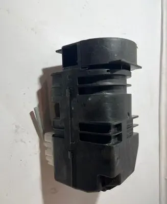 Mercedes-Benz S C217 Central locking vacuum pump A2229001510 A2229025309 A2229010204