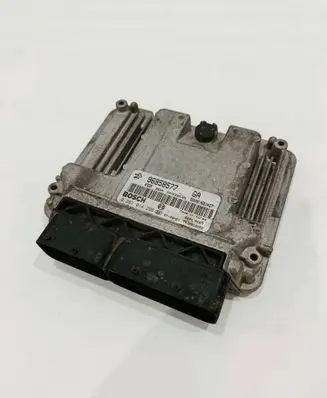 Chevrolet Captiva Engine control unit/module 96858577 5072390165 0281014296