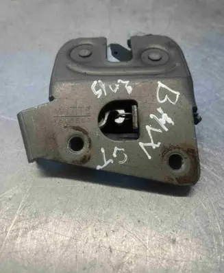 BMW 5 GT F07 Seat back rest lock catch 7112864