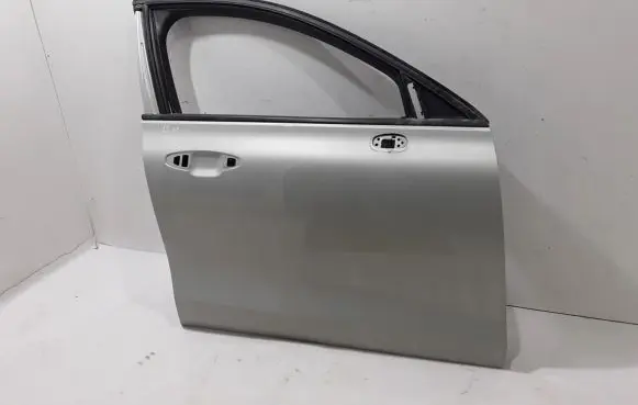 Volvo S60 Front door 31655323