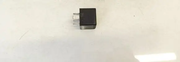 Ford Mondeo Mk III Other relay 2s7t14b192aa v23136-b1-x66