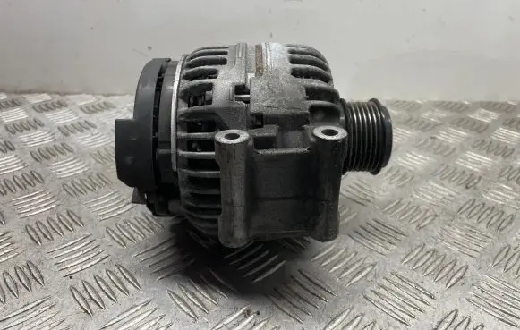 Audi A4 S4 B8 8K Generator/alternator 06H903016L 0124525113